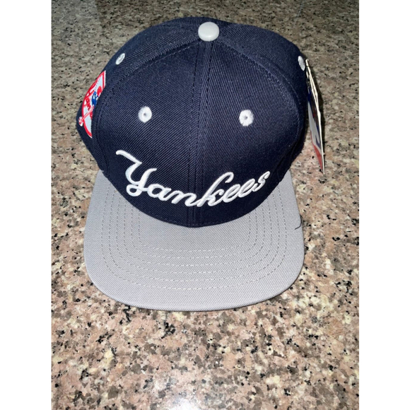 New York Yankees MLB Wordmark Snapback - Picture 2 of 11